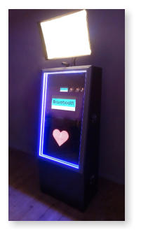Brosebooth pink